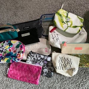 Cosmetic bags